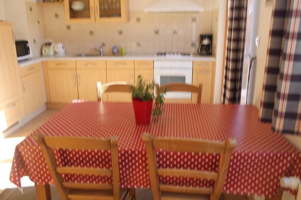 Maison D'Hotes Sainte Hune Appartements Унавиер Екстериор снимка